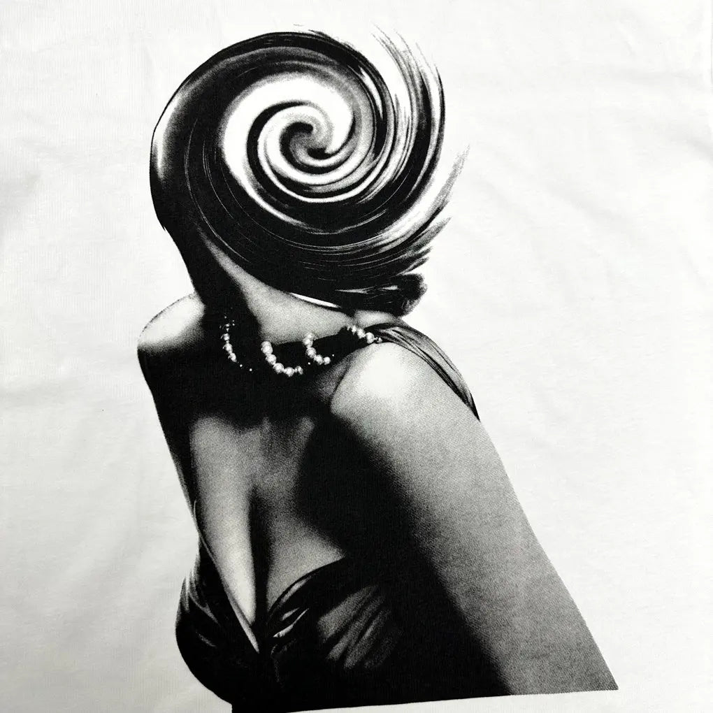 SWIRL LADY