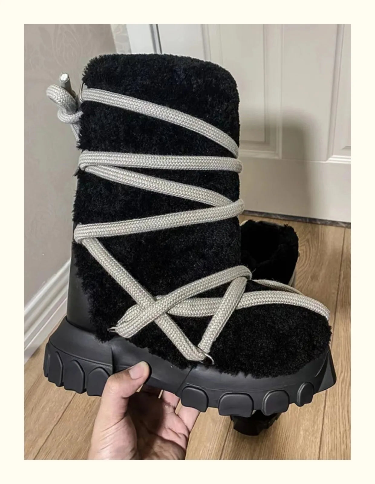 FUR LACE RICKS