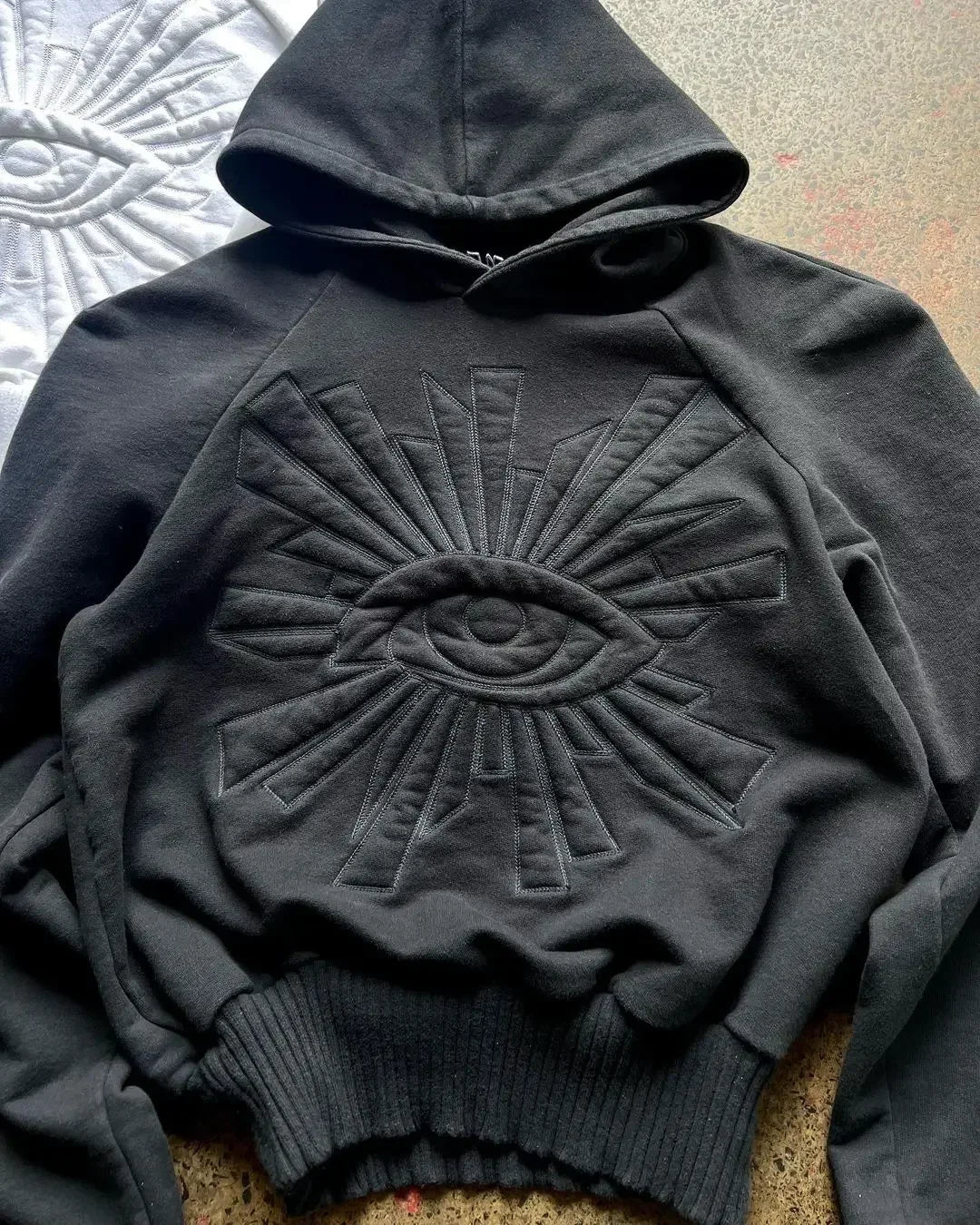 EYE EMBROIDED HOODIE