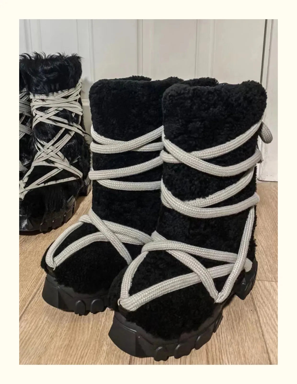 FUR LACE RICKS