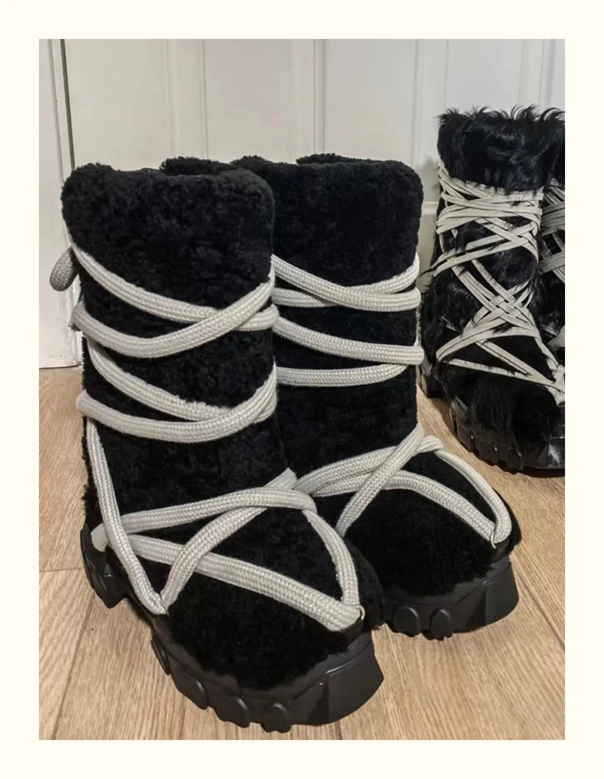 FUR LACE RICKS